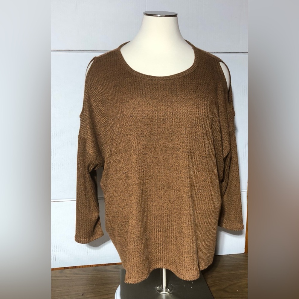 NWT Lane Bryant 18/20 cold shoulder lightweight cinnamon color sweater 29”L